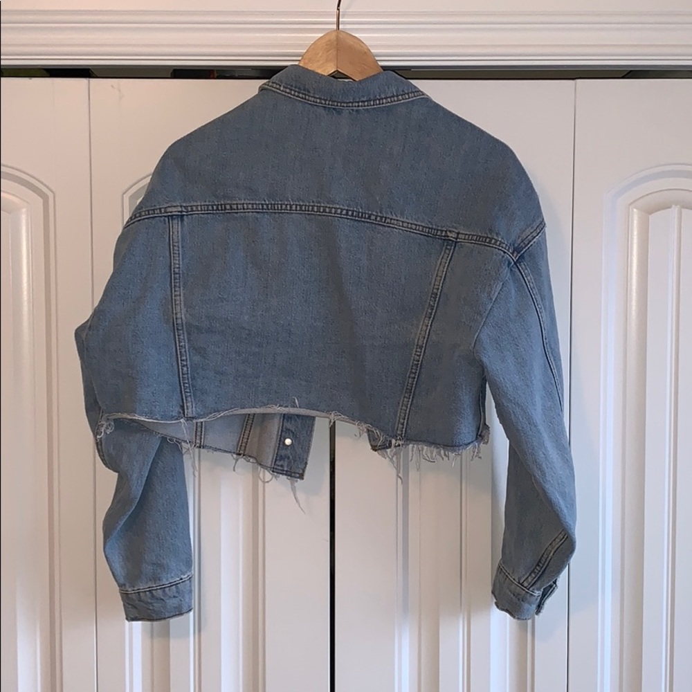 Cropped Denim Jacket - Picture 2 of 3